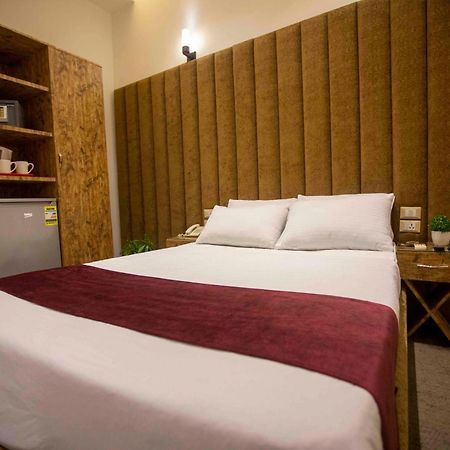 B&G Vlncia Hotel Dontown Il Il Cairo Esterno foto